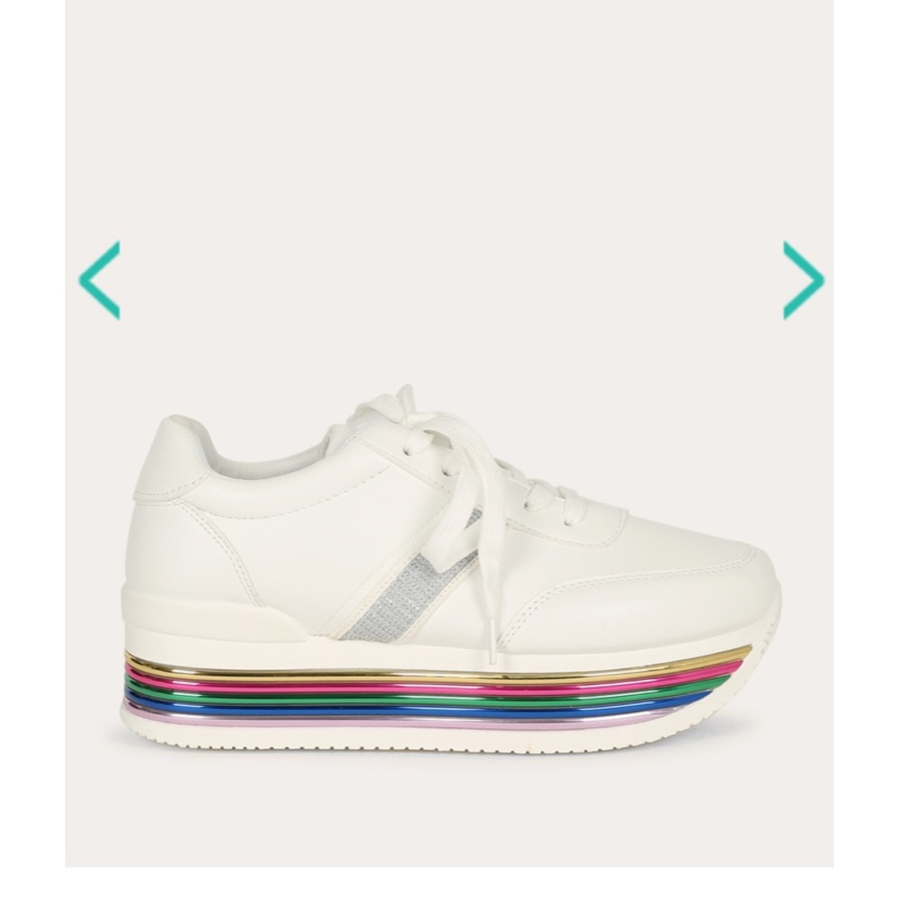 BRAND NEW PLATFORM LACED UP SHOES